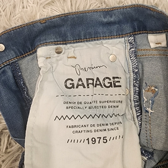 Garage shorts - Picture 4 of 4